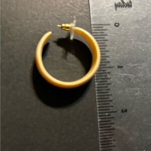 Elegant Gold Hoop Earring